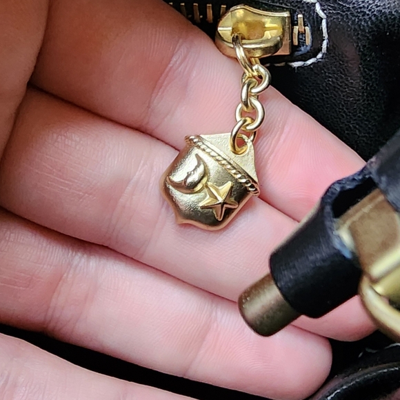 Barry Kieselstein-Cord Vintage Shoulder Bag with Alligator Accent, EUC - Picture 10 of 16